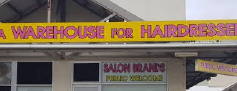 Hairdressing warehouse shop